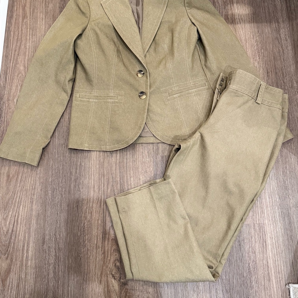 Kasper Olive Pantsuit